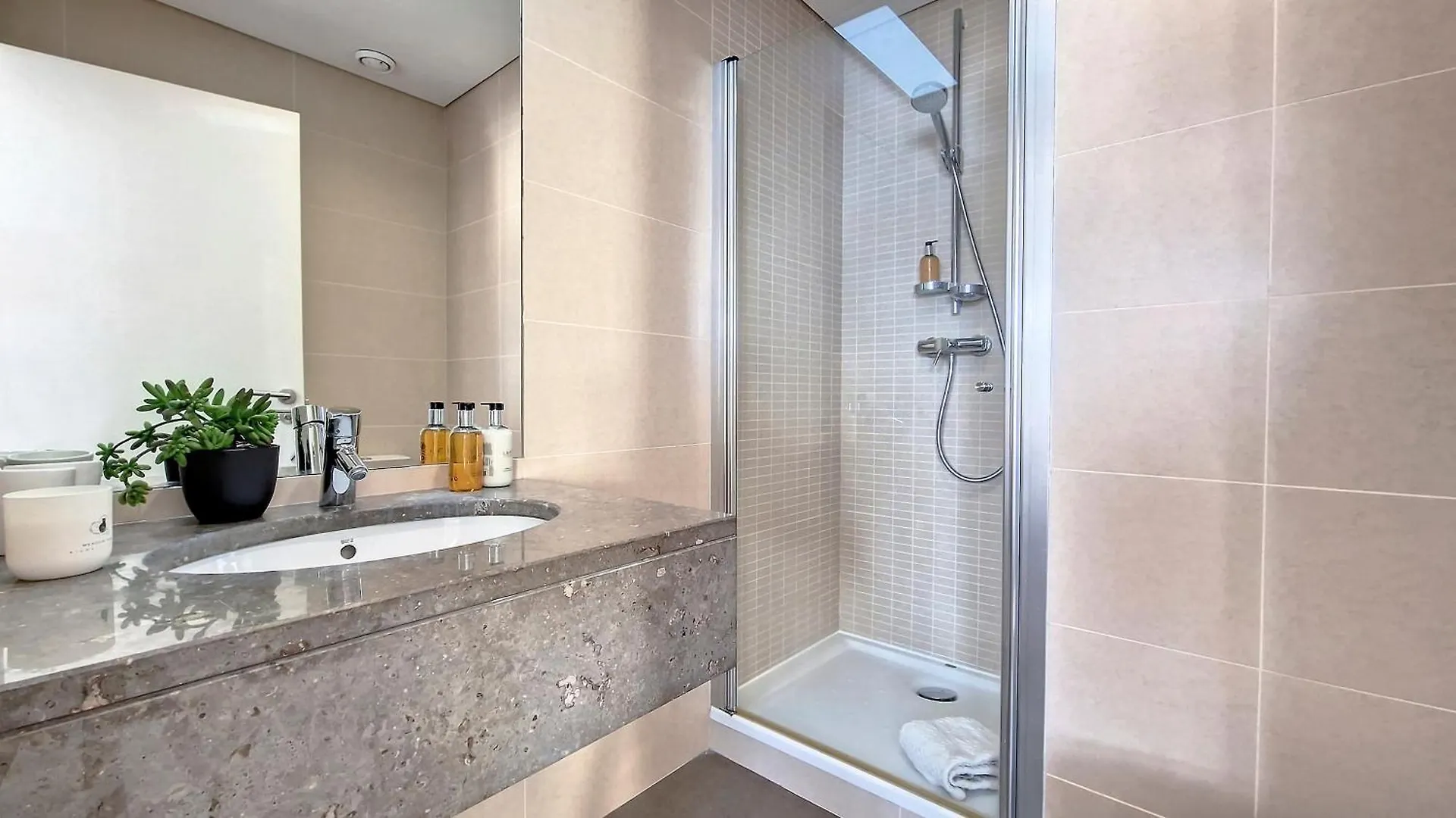 Apartamento Sunset Bay By Lovelystay Funchal  Portugal
